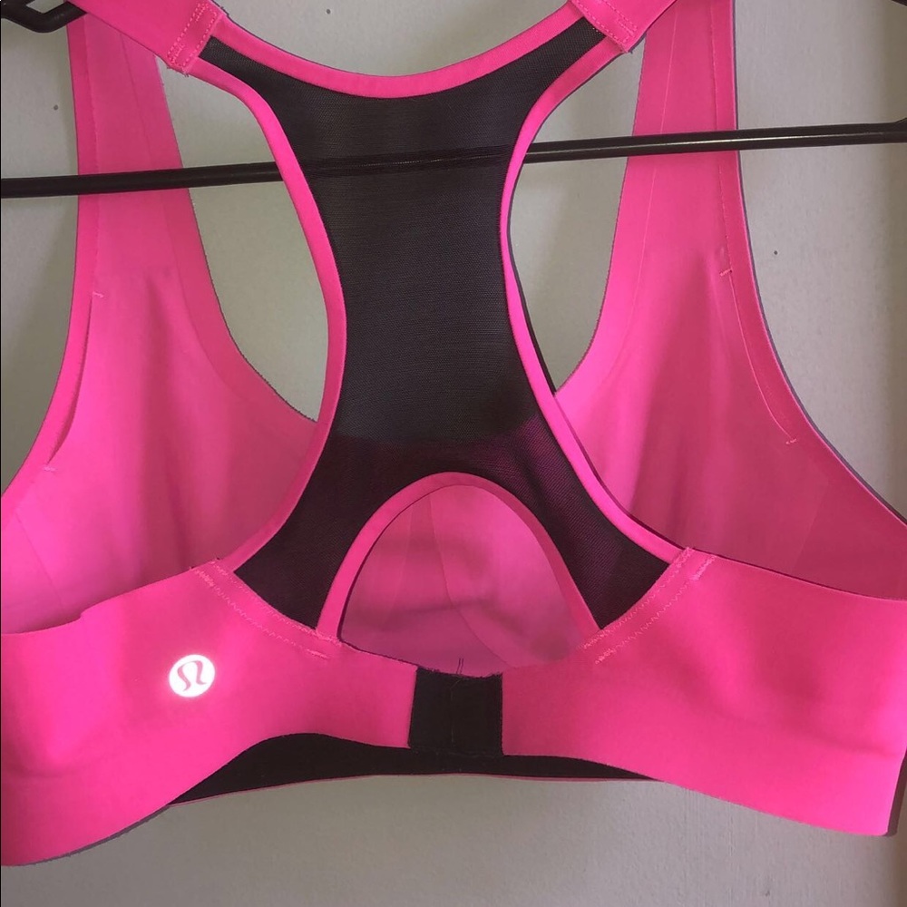 lulu lemon sports bra!!